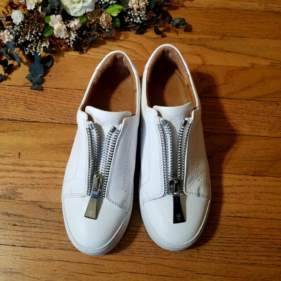 Frye Women's Lena Zip Low Fashion Sneakers ( D2) - Picture 2 of 7